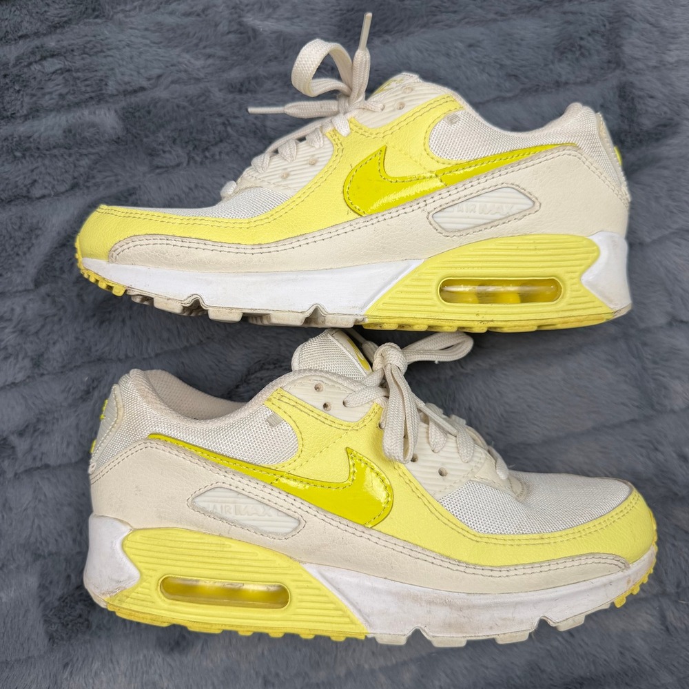 Nike Air Max 90 Coconut Milk Bright Citron Yellow DJ5198-100 Womens 7.5